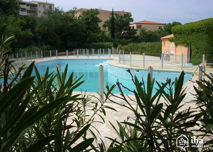 Le Val D\'Escure